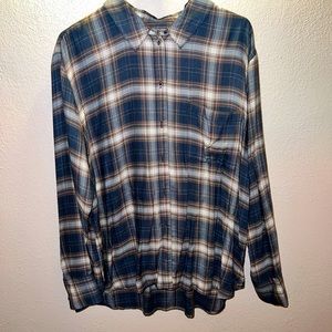 Treasure & Bond Flannel size large